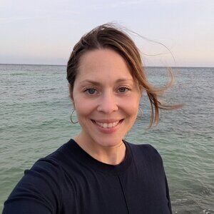 Meet your Posher, Monique